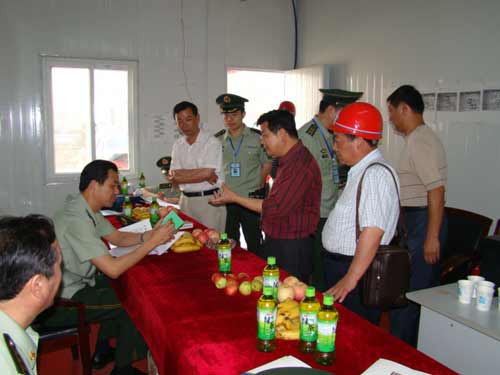 安徽省消防總隊到Y(jié)T保溫現(xiàn)場檢收贊揚(yáng)YT保溫材料